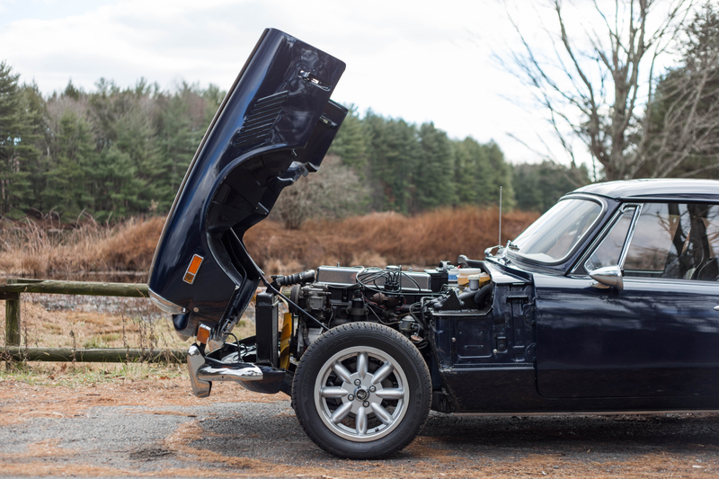 Illustration for article titled Driving a 1970 Triumph GT6+ Reminds You Cars Once Had Steep Learning Curves